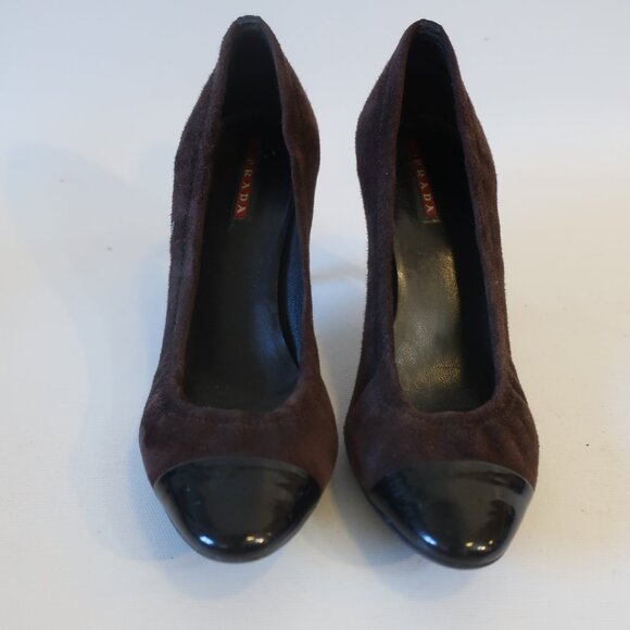 Womens Prada Brown Black Suede Patent Leather Capped Toe Heels Pumps 38.5 US/8.5 - Picture 3 of 16